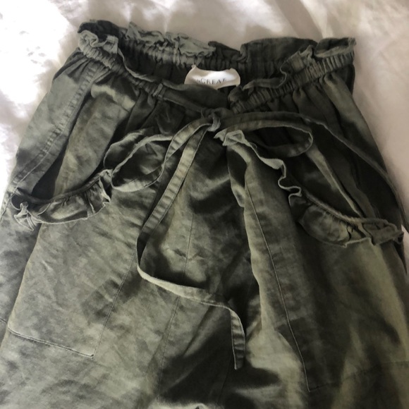 THE GREAT. Pants - THE GREAT paper bag style Haram Pant